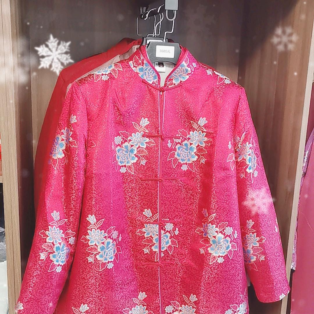 滕州市殡仪中心百年礼服店