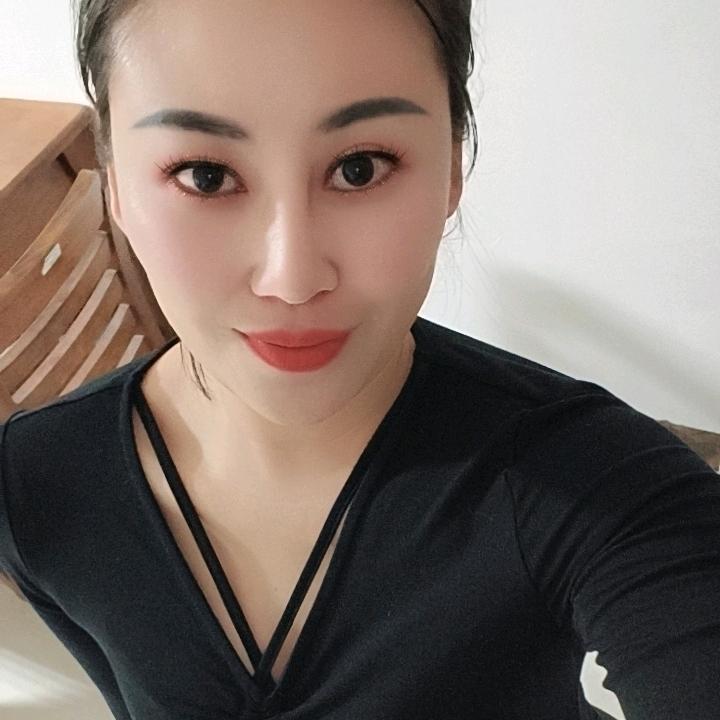 大静静（娱乐订厢订桌武宣）