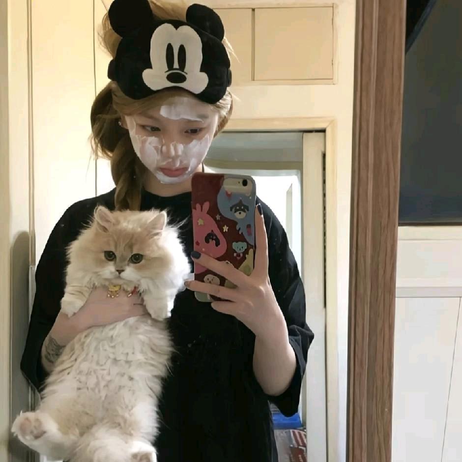 小尾巴.