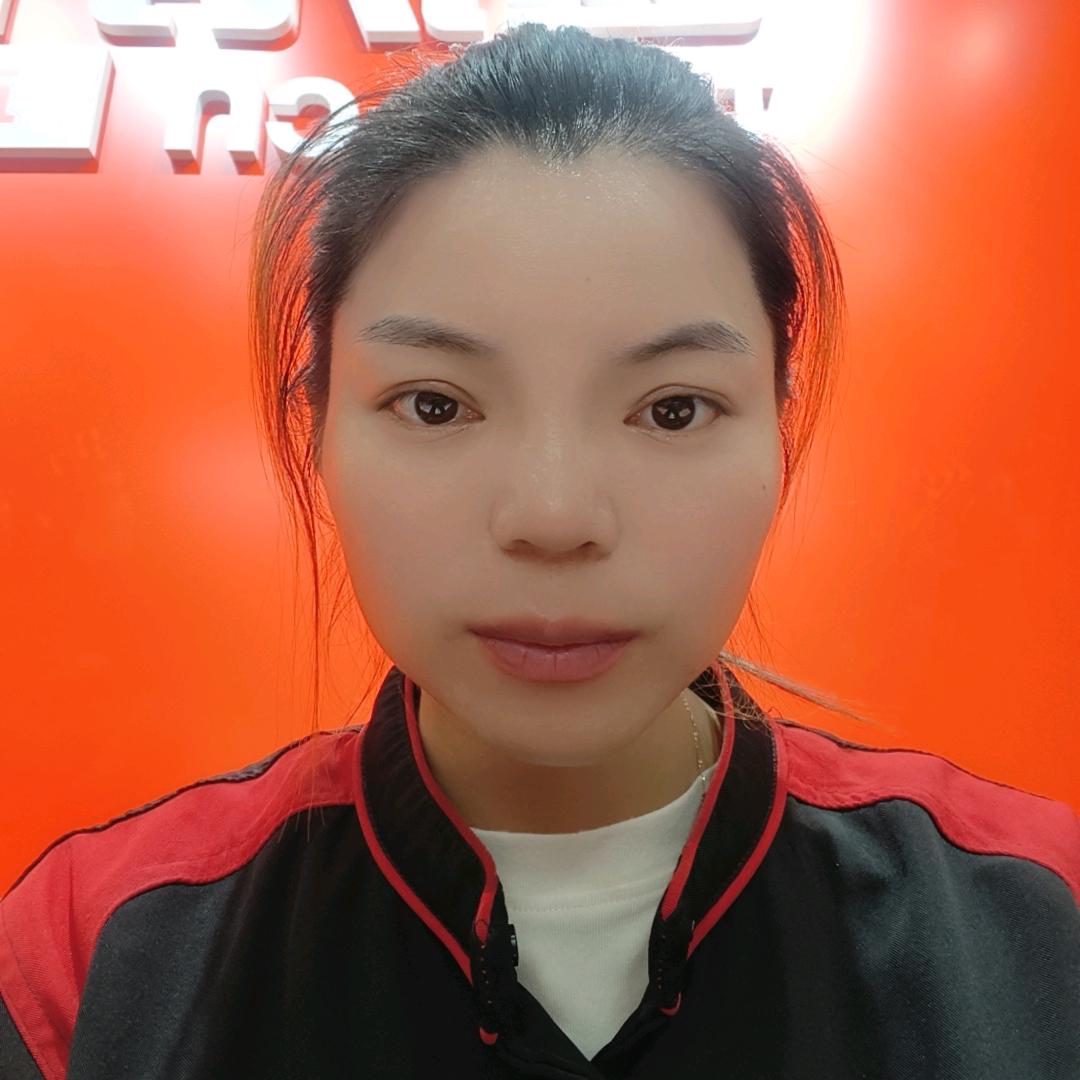武隆途虎养车小陈（洗车，美容，保养机)