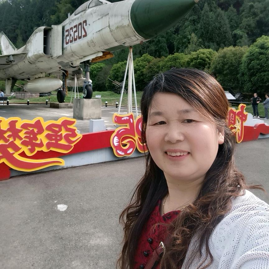 谭姐爱唱歌停播中晚上19点30开播