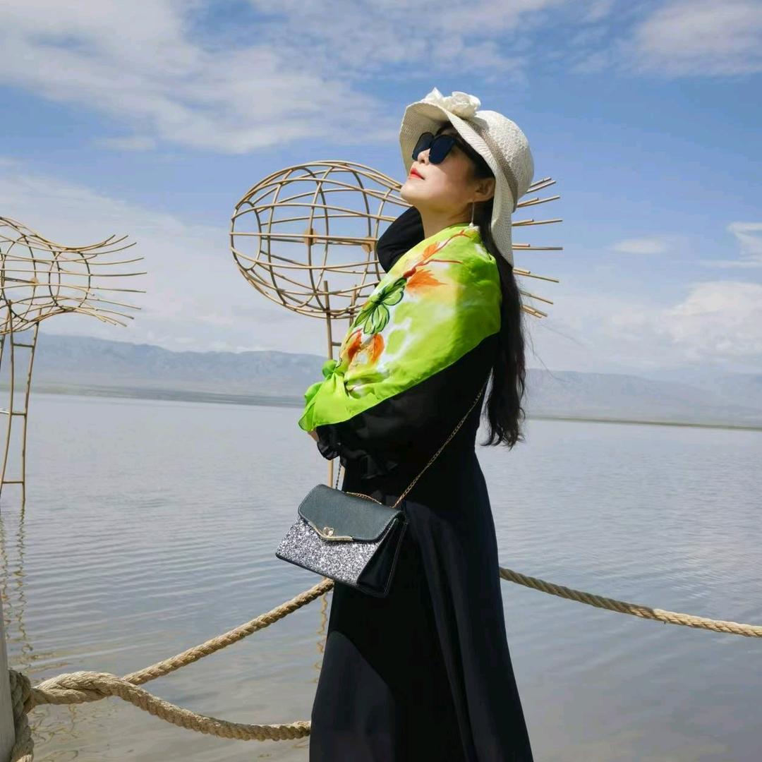 白云朵朵