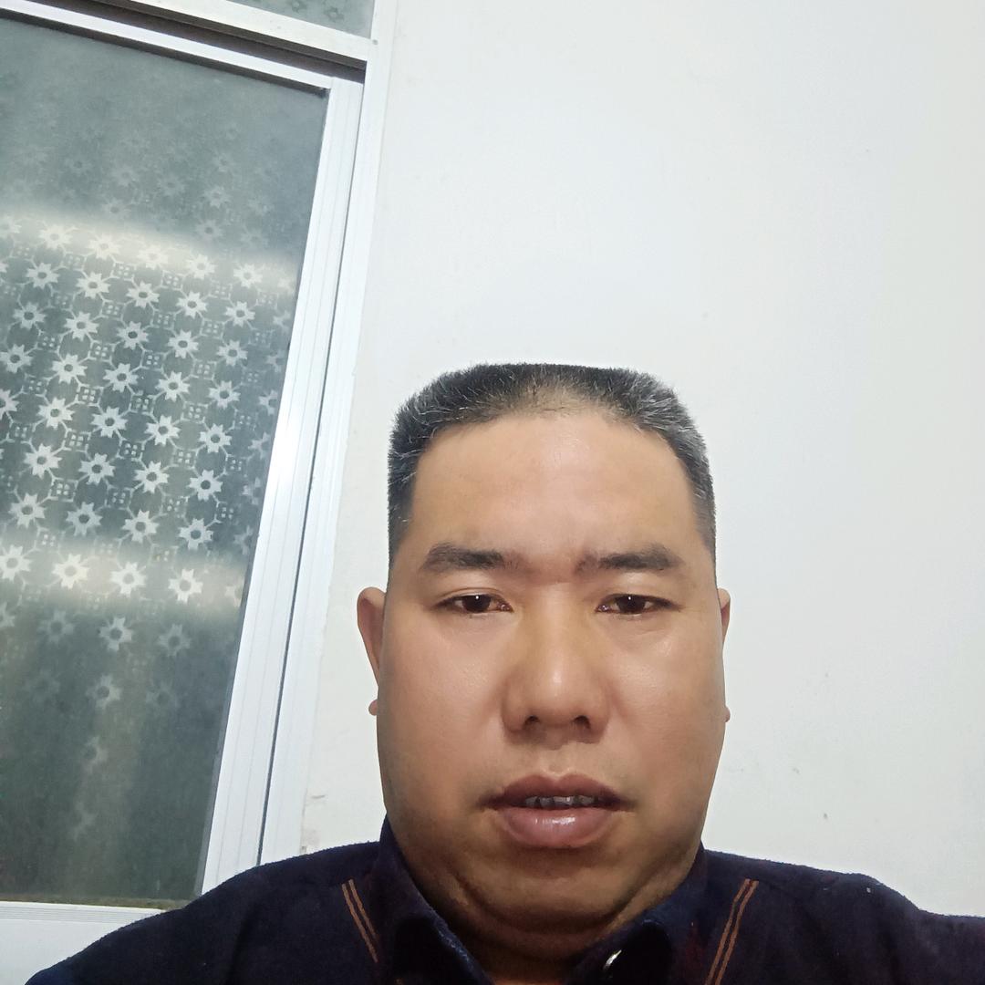 巜笑看红尘》华哥