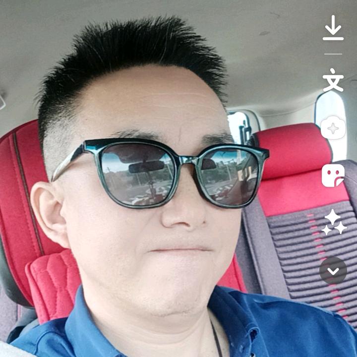 墨默莫陌