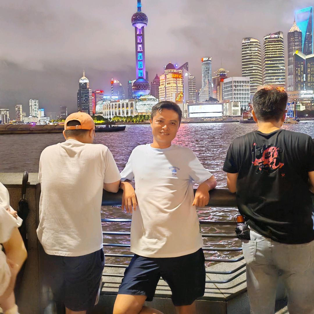 邹启飞