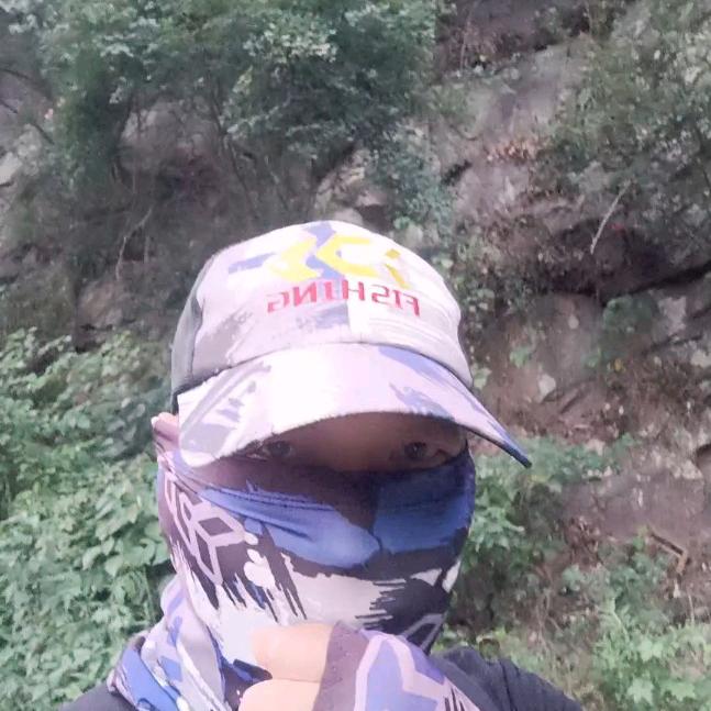 王温馨……溪流野钓……路亚