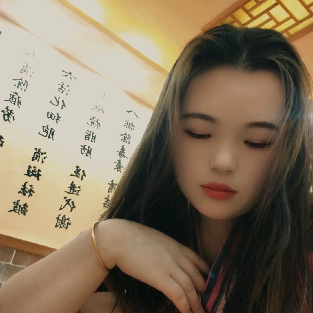 曾菇凉