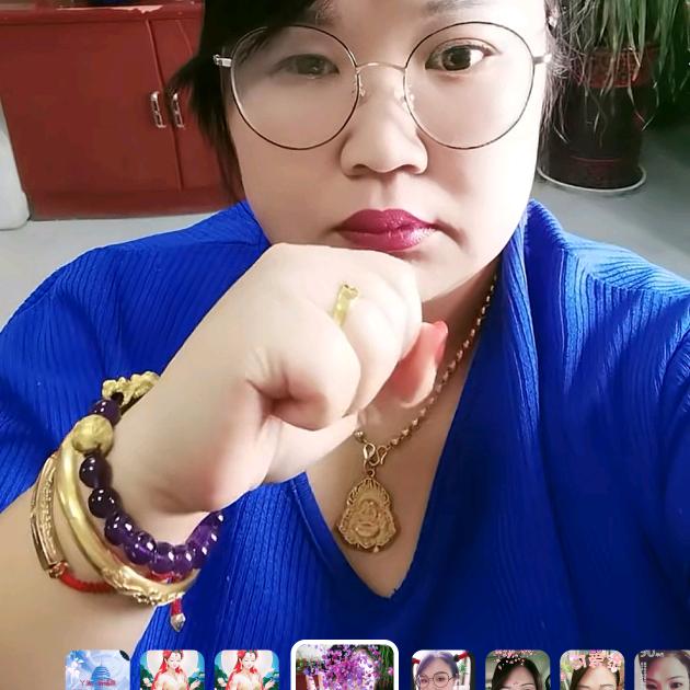 HQ黄胖子