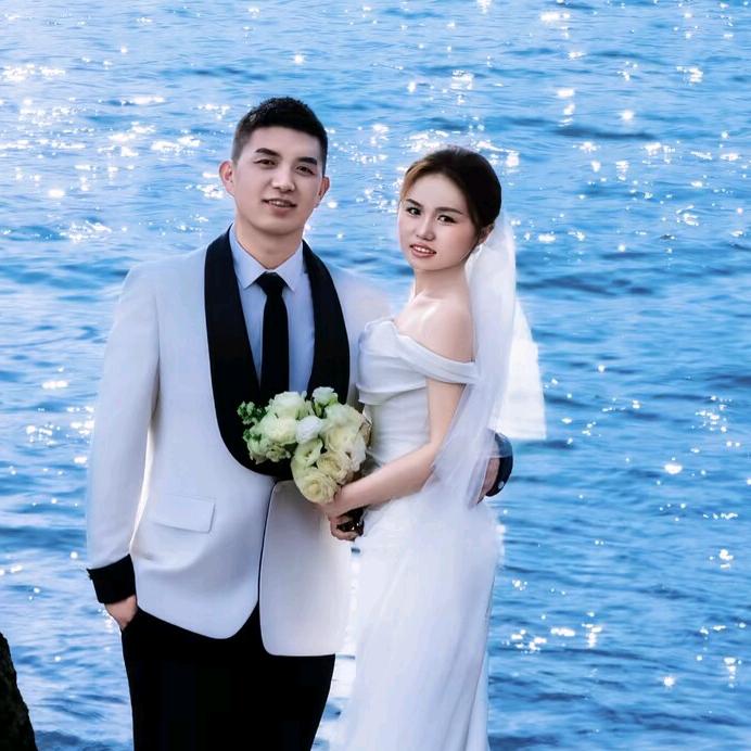 大自然地板小芳芳