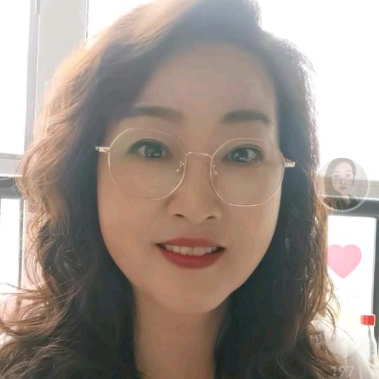 艳阳天《橱窗有好物》
