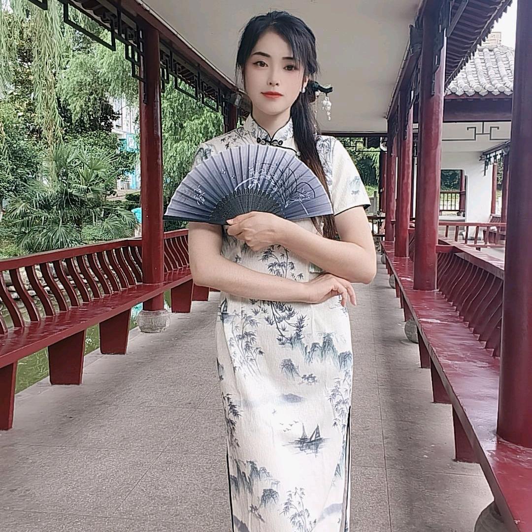 钰锦绣旗袍