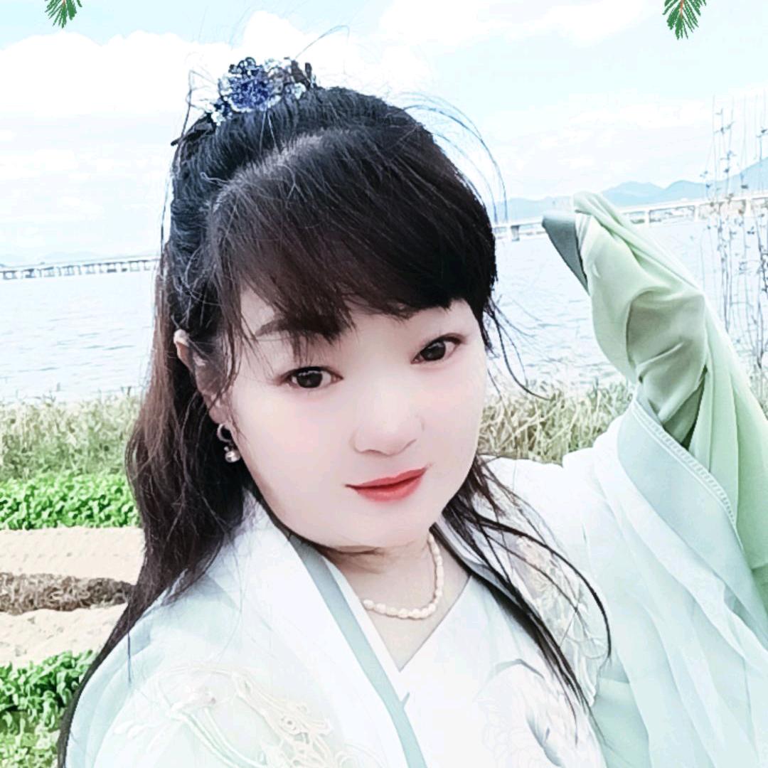 小叶🧚‍♀️，从事地摊😜关东煮🍢