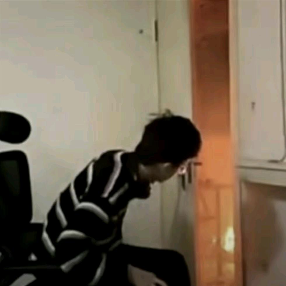 忆昔当年泪不干