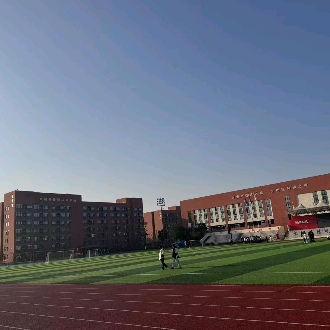 鸿鹄观察员小刚老师