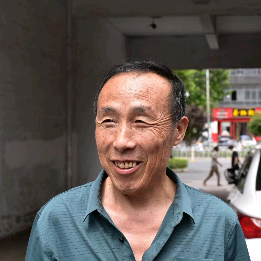 2045676650
