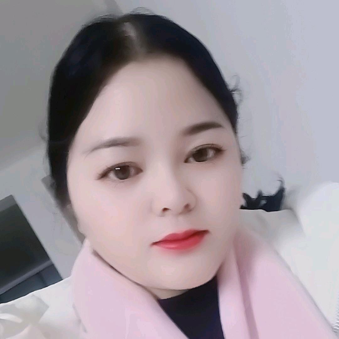 小燕。