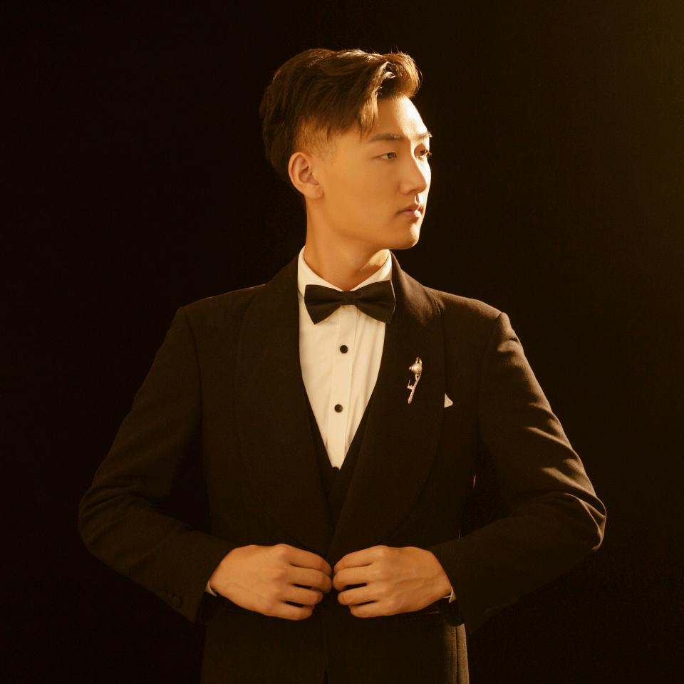 全案设计师–何工