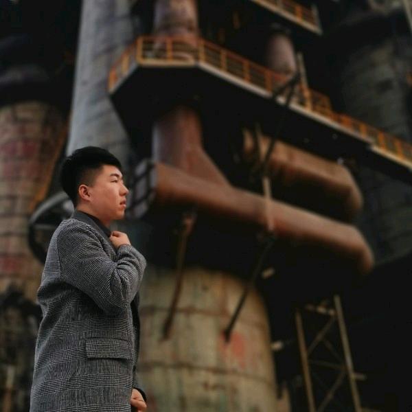 装修界的于较瘦