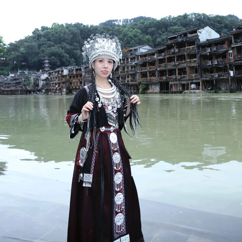农村三姐