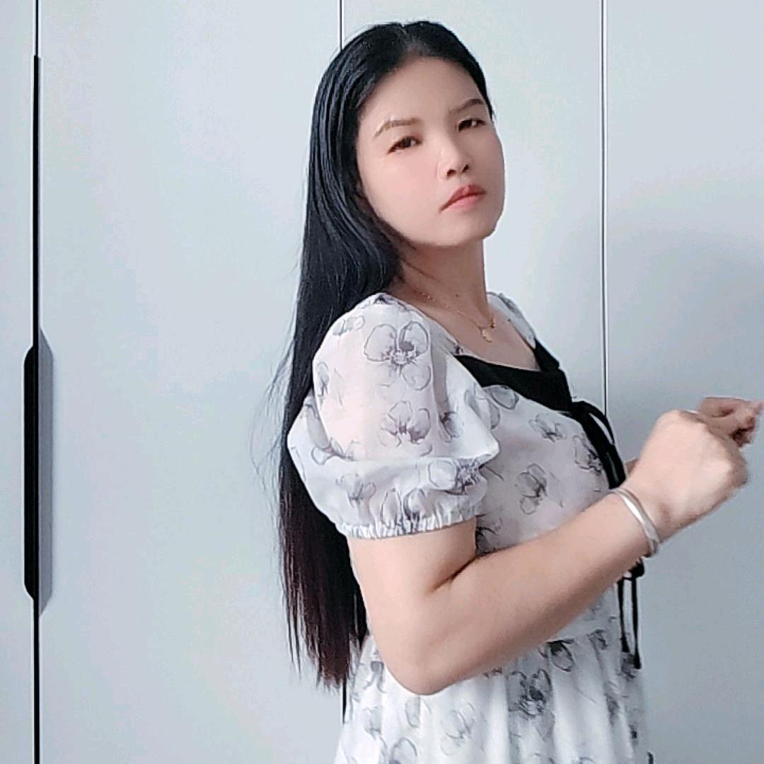 英姐(♥(｡￫v￩｡)♥