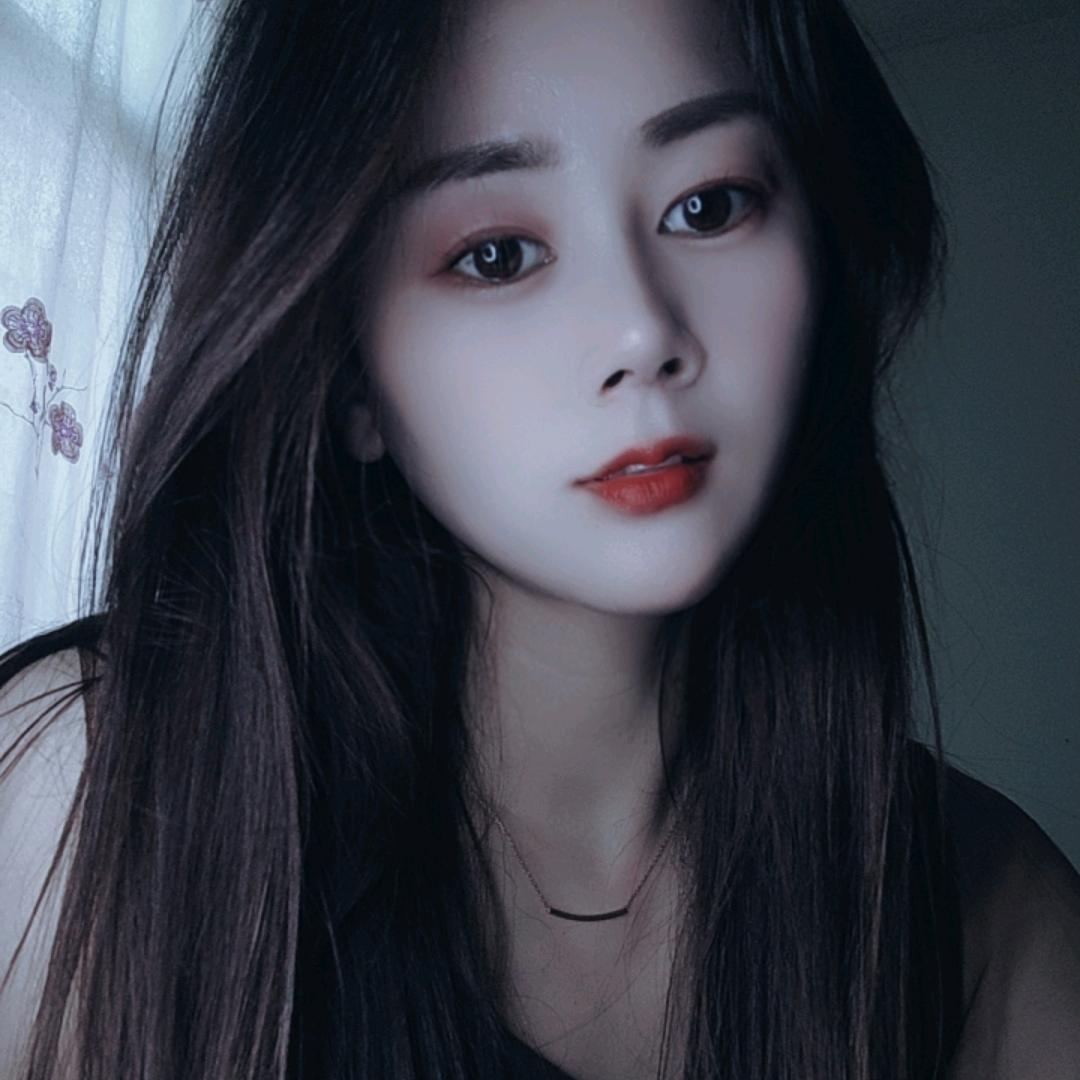 会睡觉的🐰