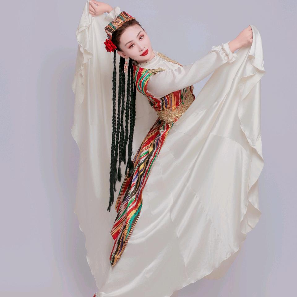 唯一 （朱拉文艺工作室）
