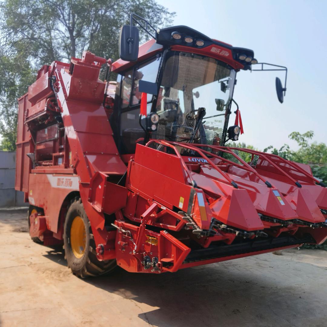 2004拖拉机挖药材（王海宁）