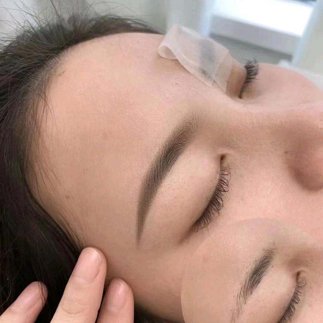 岑巩美业佳佳@