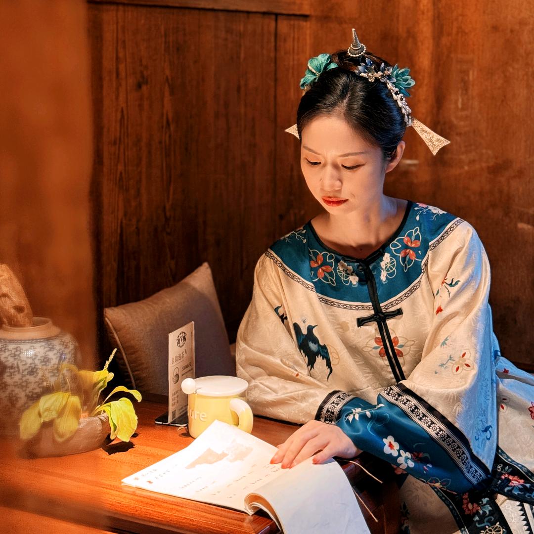 贾贾吃喝玩乐