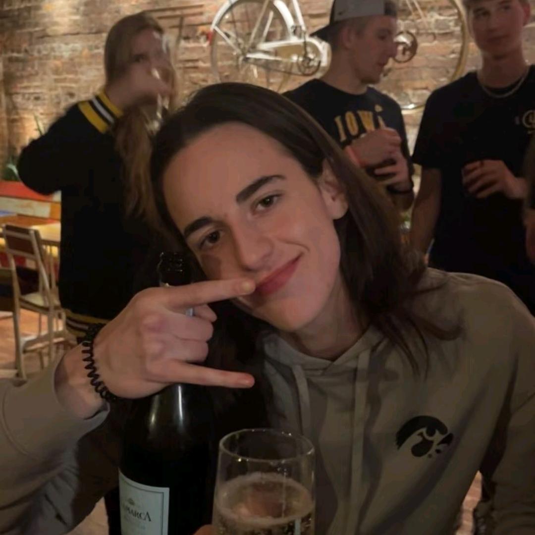 牛爷爷cos壮壮妈