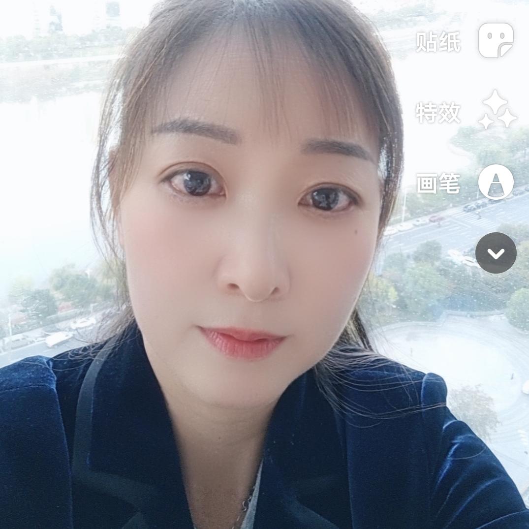 可的婚庆杨萍