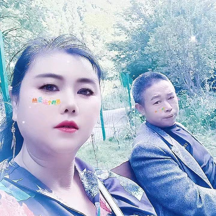 心中有苦无处说