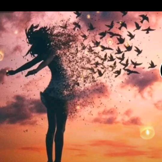 迎风点燃一根烟•迷了眼•空悲叹