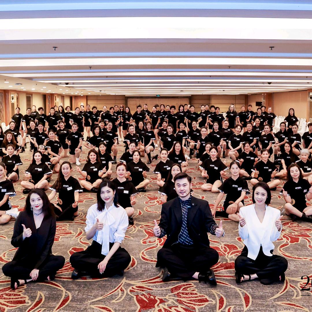 魔粒豆齐健模特教学法