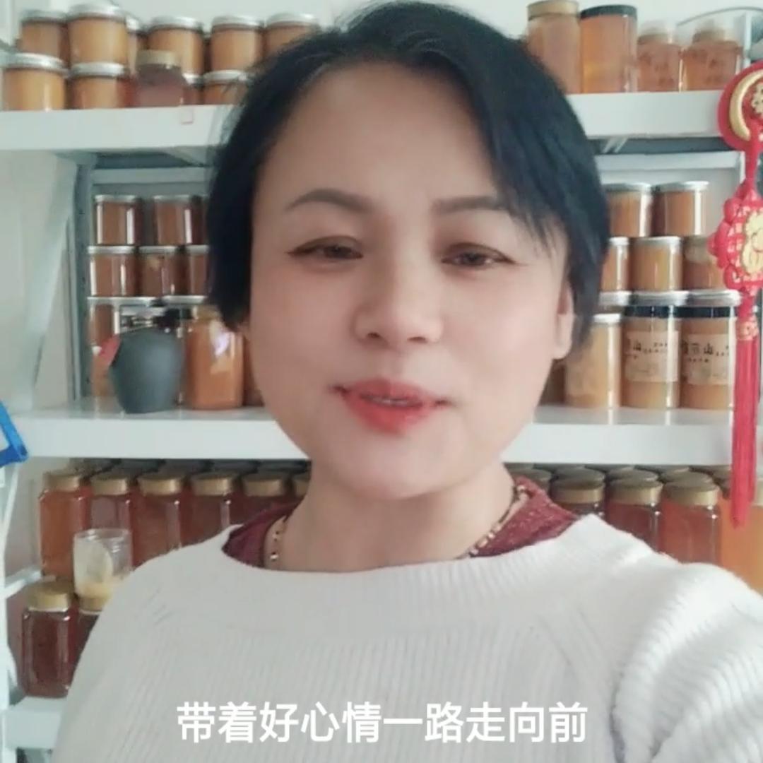 小蜜蜂明明
