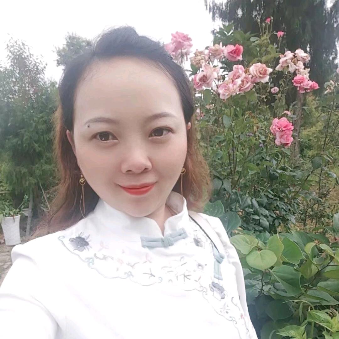 乡村里的润妹🌻