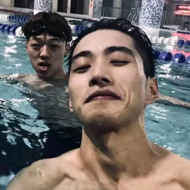 𝓛𝓸𝓿𝓮    爱