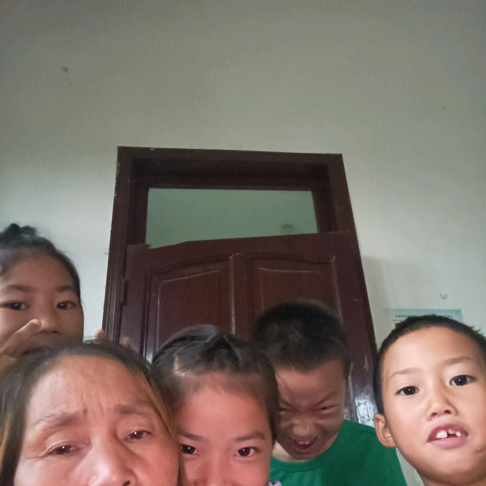 张仁美