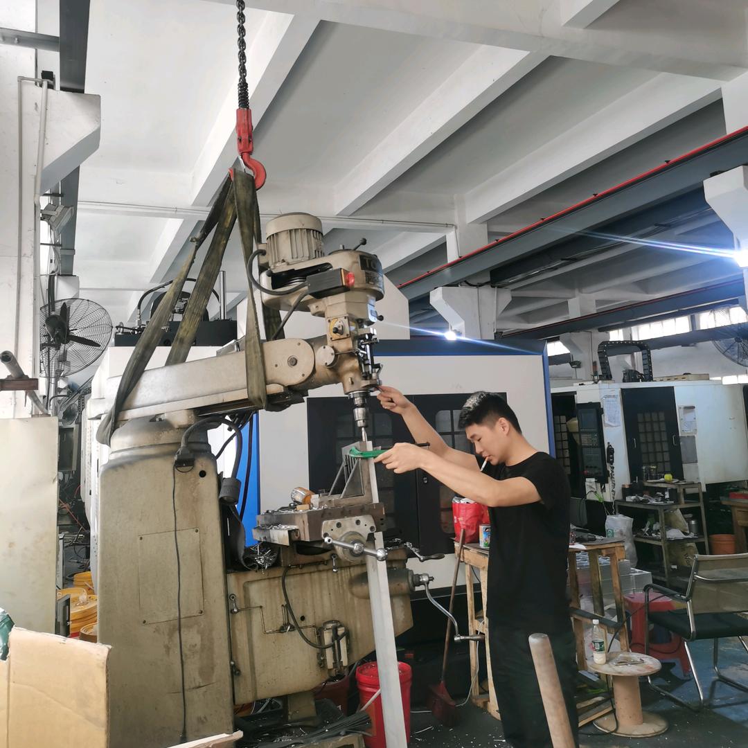 CNC加工界的卧龙——阿彪