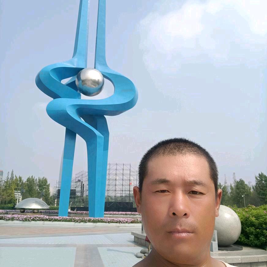 王建伟