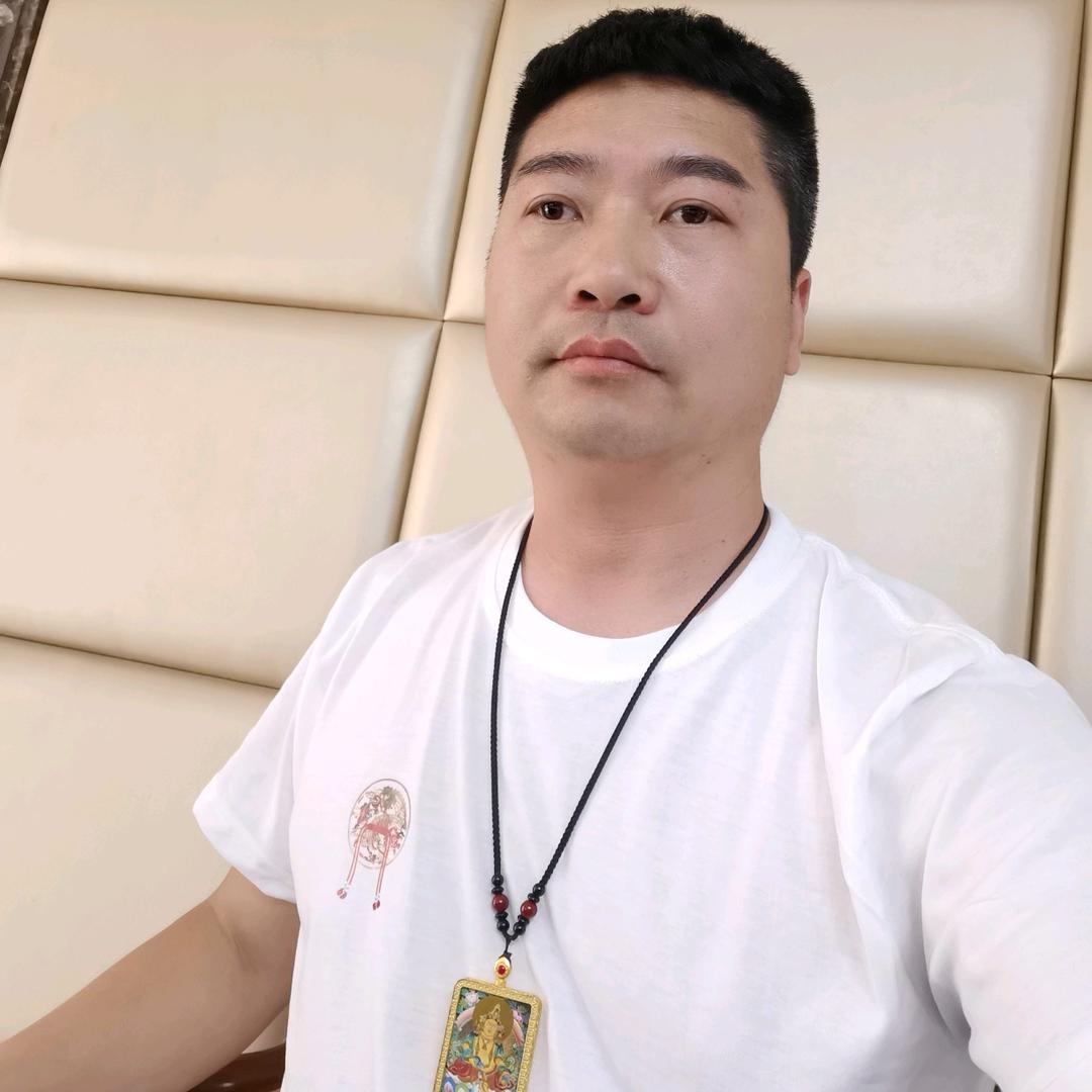 开着坦克去蹦迪