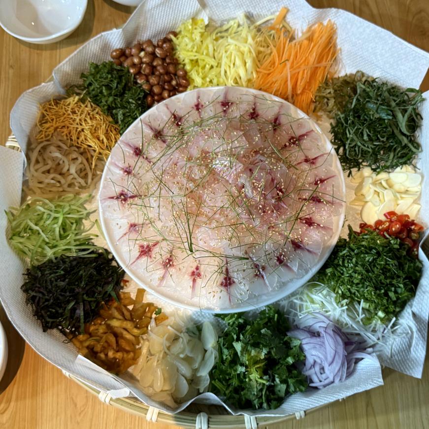 杨记横县鱼生(乐群路店)官方号