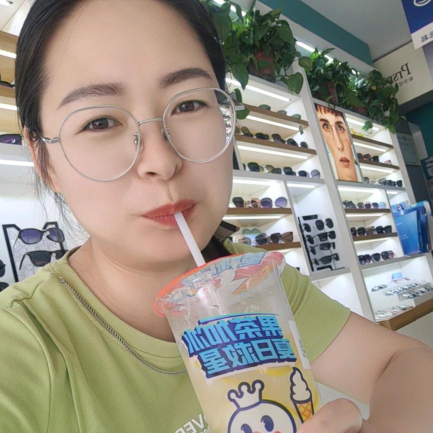 眼镜文姐