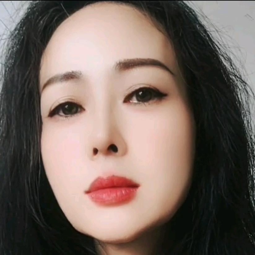 奇奇爱生活，爱唱歌(对口型)，爱运动