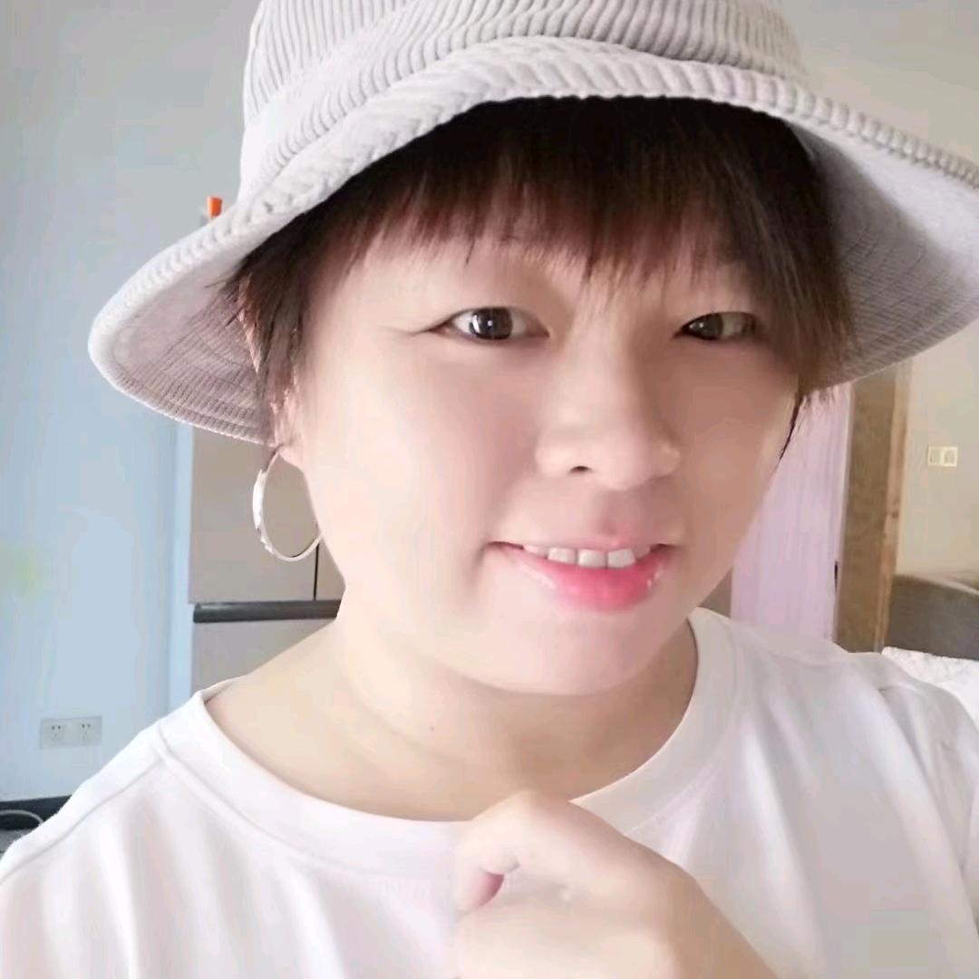 阿娟🐷🐷🐷