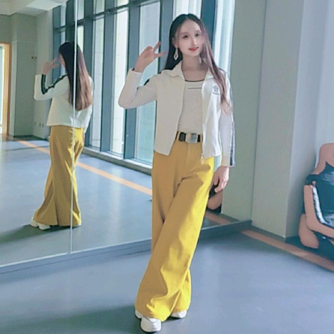 爱跳舞的小女子💃