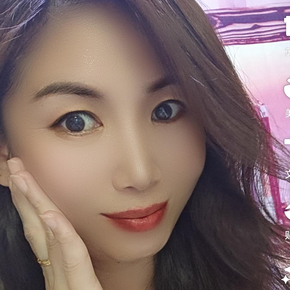 凤求凰文化传媒——阿喵