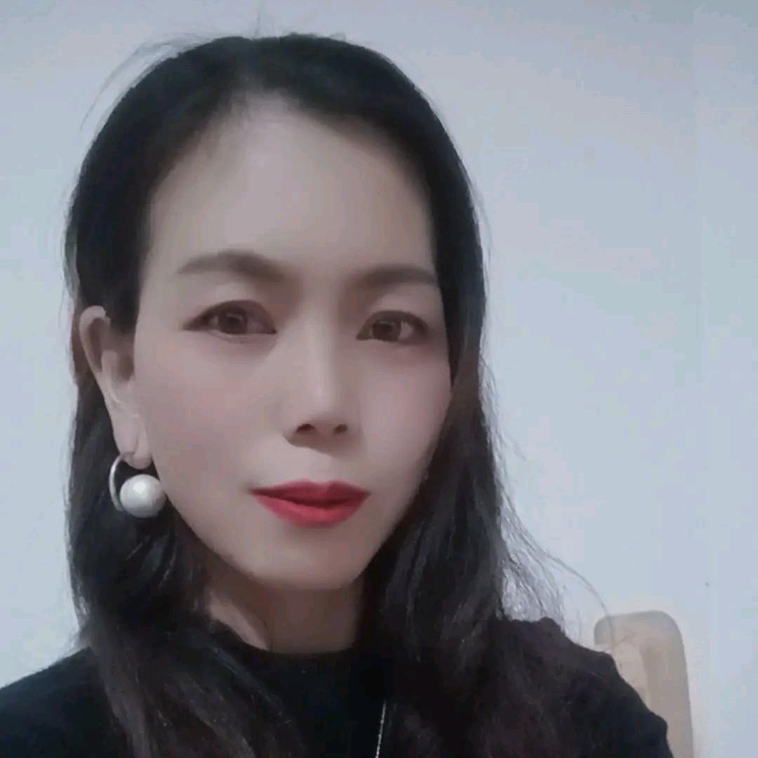 小树林特色小吃巴;梅