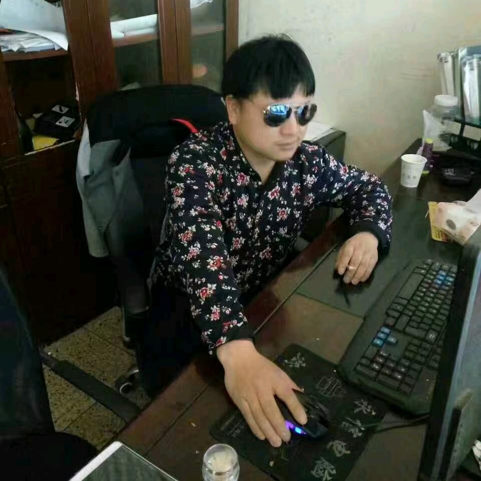 🏵️鸿🏵️哥哥🏵️守护你🏵️🏵