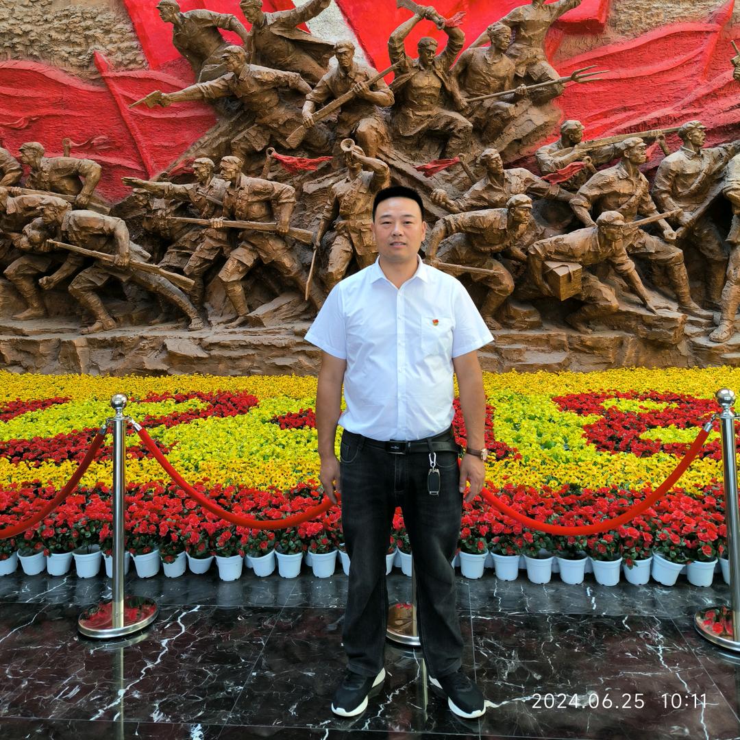 不忘初心！牢记使命！